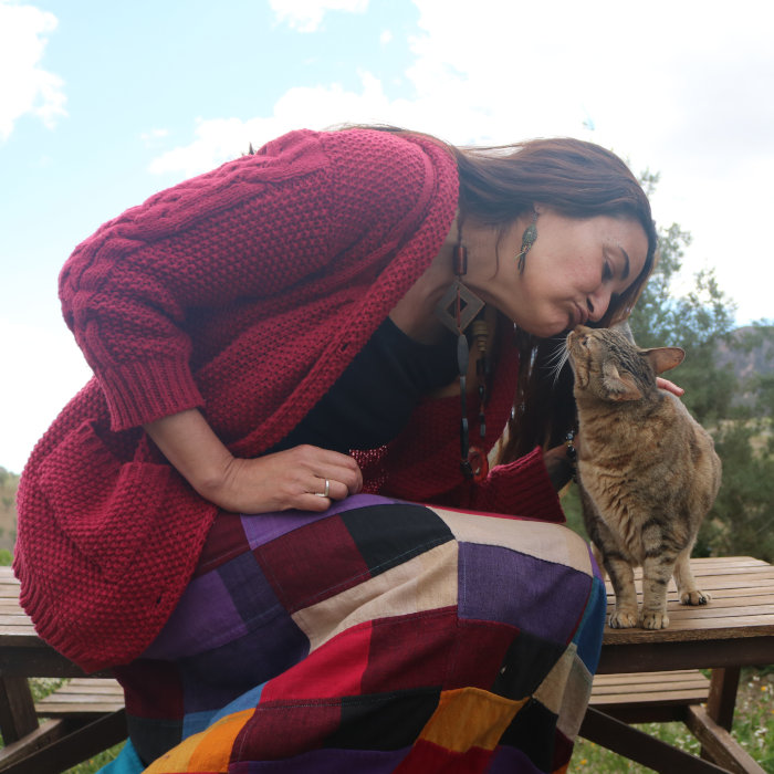 Ruth con su gata